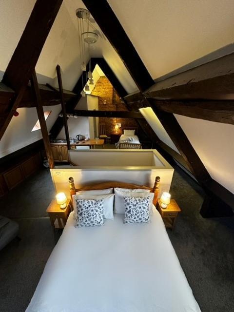The Ilchester Arms Hotel, Ilchester Somerset Ngoại thất bức ảnh