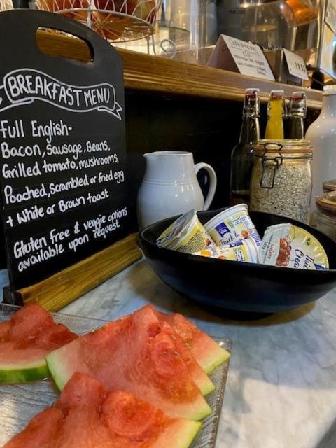 The Ilchester Arms Hotel, Ilchester Somerset Ngoại thất bức ảnh