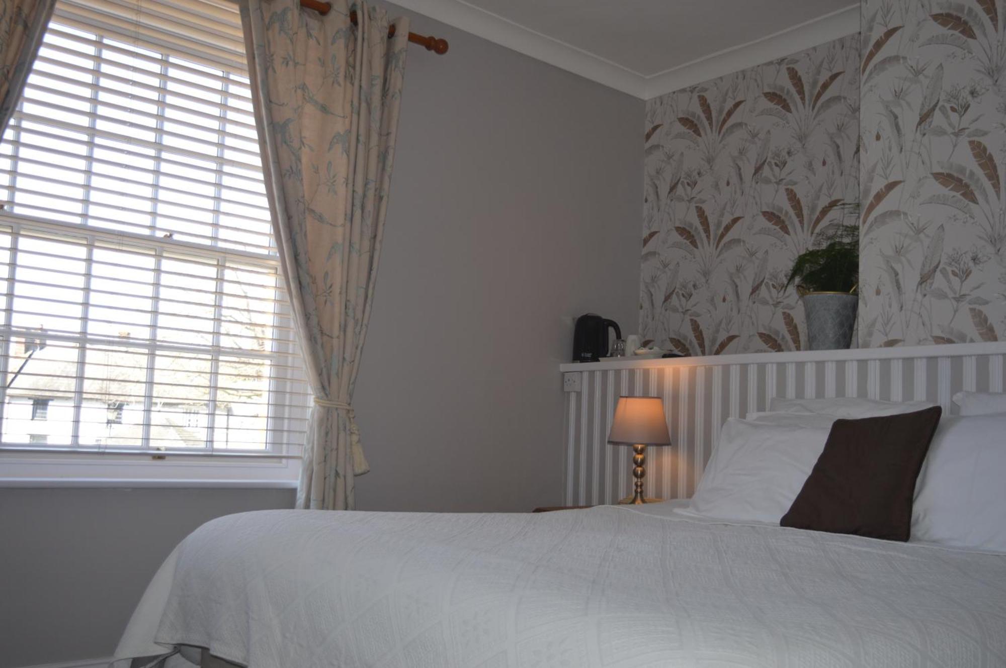 The Ilchester Arms Hotel, Ilchester Somerset Ngoại thất bức ảnh